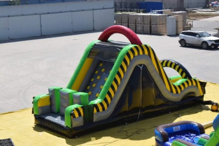 Slides & Obstacle Courses